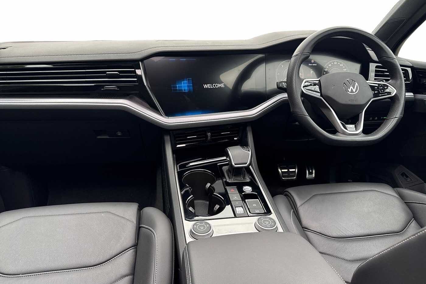 Volkswagen Touareg 3.0 TDI V6 Black Edition SUV 5dr Diesel Tiptronic 4Motion Euro 6 (s/s) (286 ps)