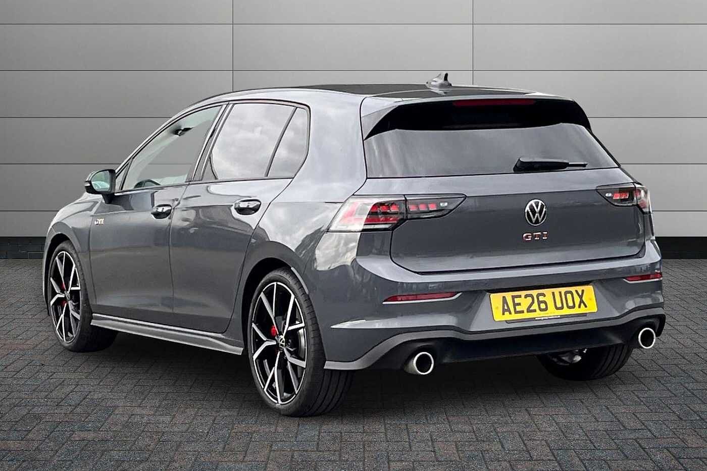 Volkswagen Golf GTI