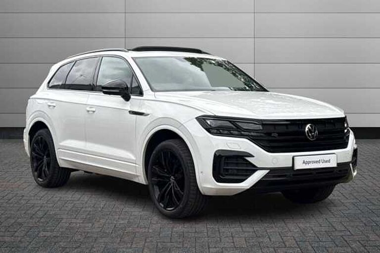 Volkswagen Touareg 3.0 TDI V6 Black Edition SUV 5dr Diesel Tiptronic 4Motion Euro 6 (s/s) (286 ps)