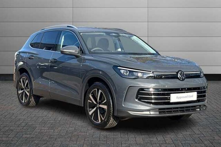 Volkswagen Tiguan 2.0 TDI Elegance SUV 5dr Diesel DSG Euro 6 (s/s) (150 ps)